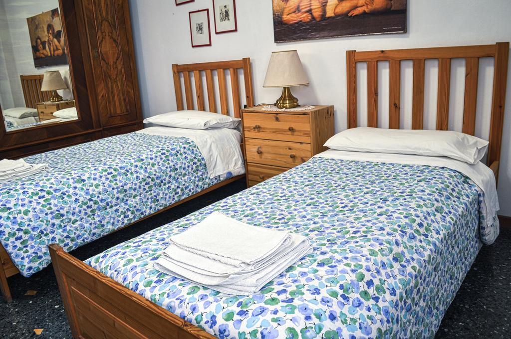 Bed And Breakfast Arcobaleno Болоня Екстериор снимка